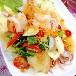 ยำยอดมะพร้าว