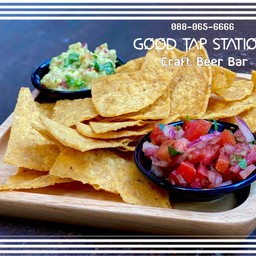 นาโช่ ซัลซ่า กัวคามาเล่