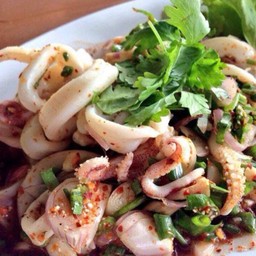 ลาบปลาหมึก