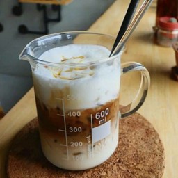 ลาเต้ น้ำผึ้ง เย็น