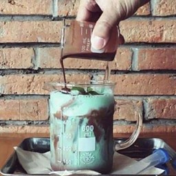 ช็อคโก-มิ้นต์ เย็น