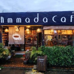 Cafe Thammada