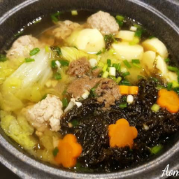 ต้มจืดสาหร่ายเต้าหู้หมูสับ