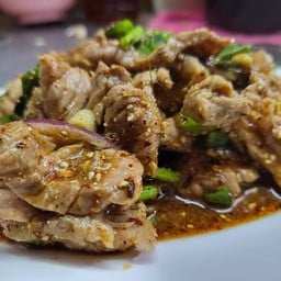น้ำตกเนื้อ