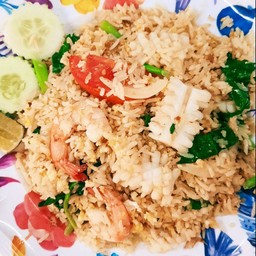ข้าวผัดทะเล