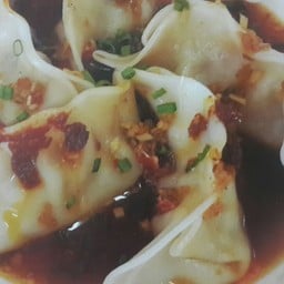 เกี๊ยวซ่าซอสเสฉวน