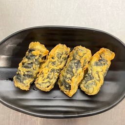Fried seaweed roll