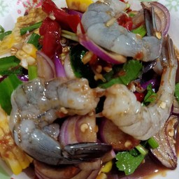 ยำกุ้งสด