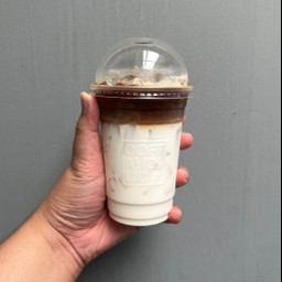 นมสด หางไหม้ (อเมริกาโน่ช็อต) (18 ออนซ์)