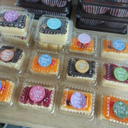 ร้านเค้กพอดีคำ นวมินทร์