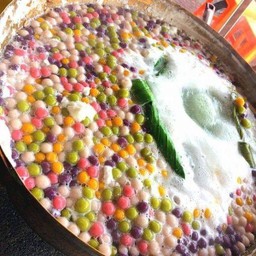 บัวลอยมะพร้าวอ่อน  ไม่ใส่ไข่