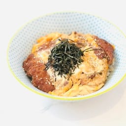 ข้าวหน้าหมูทอดญี่ปุ่น(คัตสึด้ง)