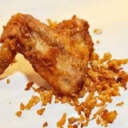 ปีกไก่ทอด กระเทียม