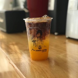 แบล็คออเร้นจ์โซดา