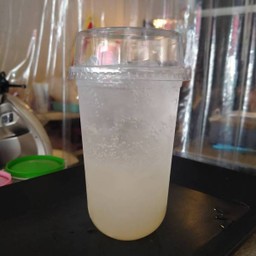 โซดาลิ้นจี่