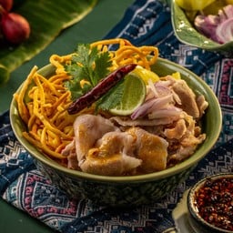 ข้าวซอยหมูสไลด์