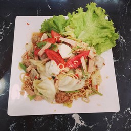 ยำมาม่า รวมมิตรเจ