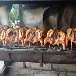 ไก่ย่างอุบล  1 ตัว