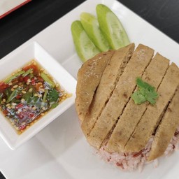 ข้าวหน้ายำหมูย่างพริกไทย เจ