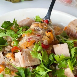 ยำวุ้นเส้นสูตรโบราณ