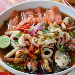 ยำรวมไอดิน