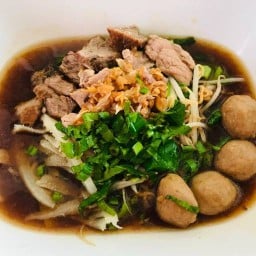 นายยอด ก๋วยเตี๋ยวหมูเลียง/อาหารตามสั่ง