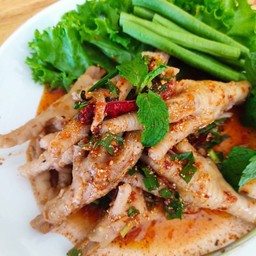 ลาบตีนไก่ตุ๋น