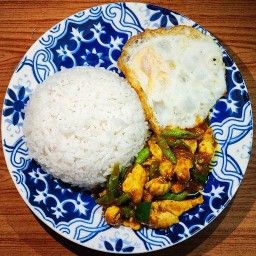 แม่เป้งหนองแขมตามสั่ง ซี่โครงหมูอบ ไข่หมึกทอด