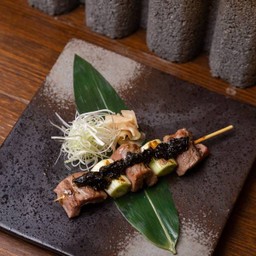 8 วากิวสันนอกซอสสาหร่าย