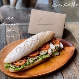 Chicken Pesto with Baguette