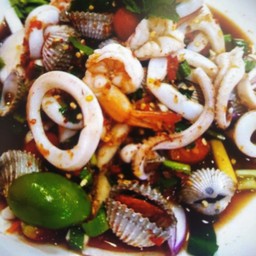 ตำเหลาหมึก+แครง+กุ้งสด