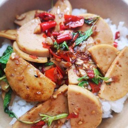 ข้าวกะเพราหมูยอ