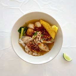 ก๋วยเตี๋ยวรวมเครื่องเย็นตาโฟต้มยำ(สูตรโกวเลี้ยง)