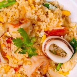 ข้าวผัดทะเล