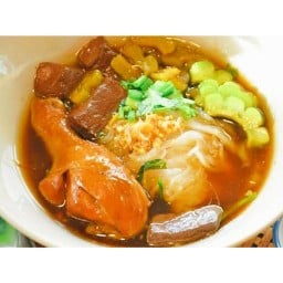 กะเพราไข่ข้น แม่มณี