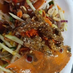 ยำมะม่วงรวมมิตรทะเลสุก