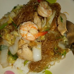 ผัดวุ้นเส้น ราดข้าว)