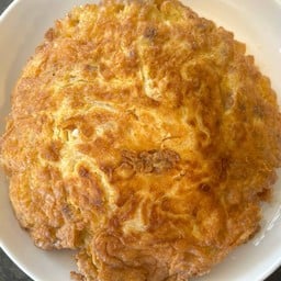 ข้าวไข่เจียวไส้กรอก