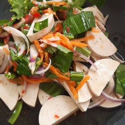 ยำหมูยอ