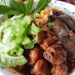 เจ้เปิ้ล ก๋วยเตี๋ยวไก่มะระ