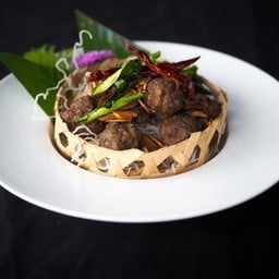 ลาบหมูทอด