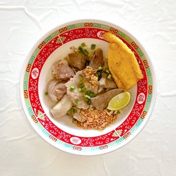 ก๋วยเตี๋ยวหมูรวมแห้ง