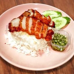 ข้าวหมูทอด เจ๊เก๋