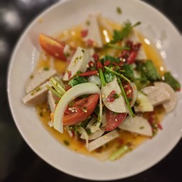 ยำหมูยอ