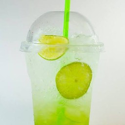 เขียวโซดามะนาว