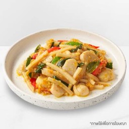 ลูกชิ้นปลาผัดพริกเหลืองหน่อไม้ (กับข้าว)