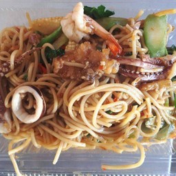 สปาเก็ตตี้ขี้เมาทะเล