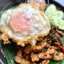 ข้าวกะเพราไก่