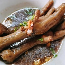 ก๋วยเตี๋ยวเรือชาตรี @สี่แยกเบญจมฯ สี่แยกเบญจมฯ