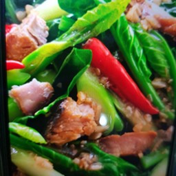 ผัดคะน้าปลาเค็ม